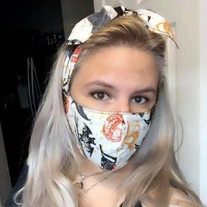 Meet your Posher, Victoria